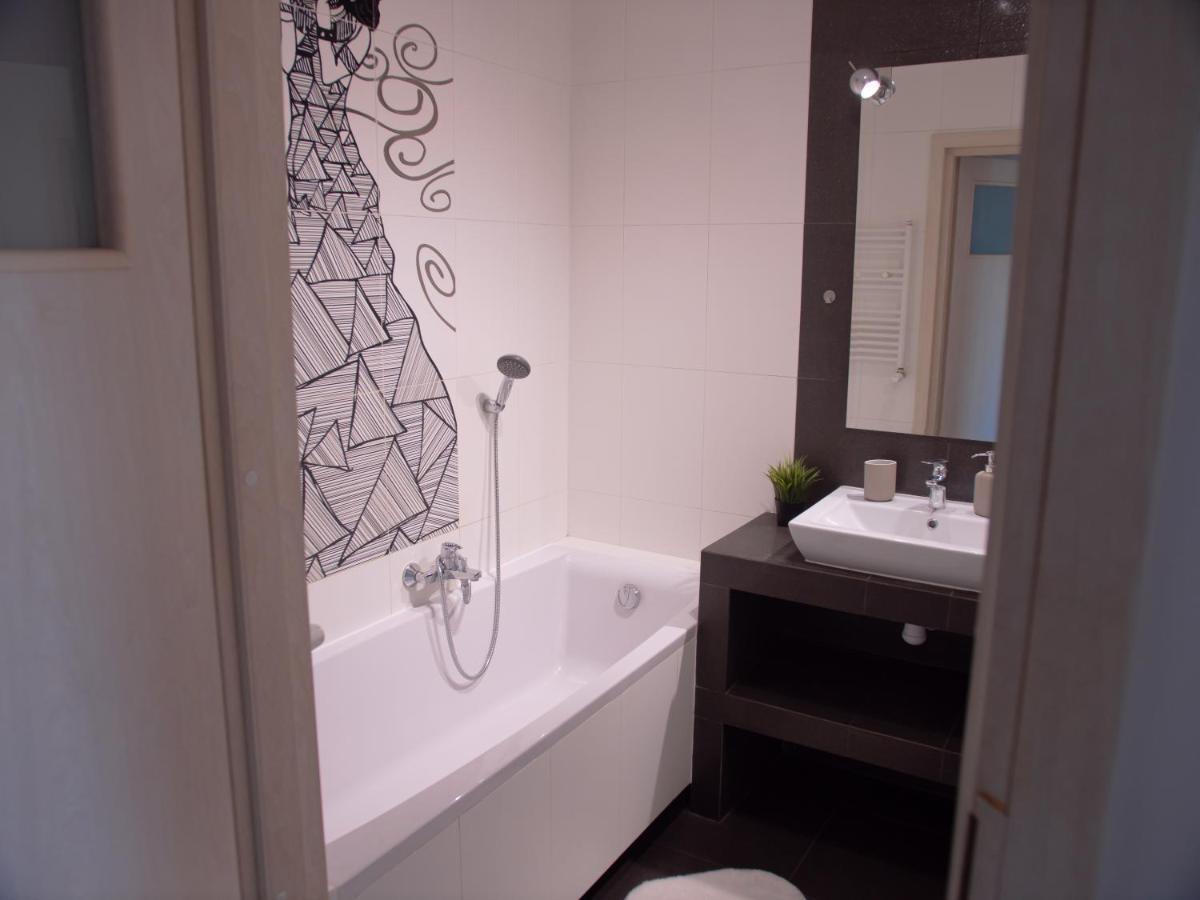 Sdh 2 Radzymin Comfortable Apartment Near Warsaw エクステリア 写真