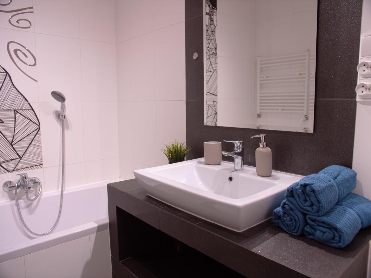 Sdh 2 Radzymin Comfortable Apartment Near Warsaw エクステリア 写真