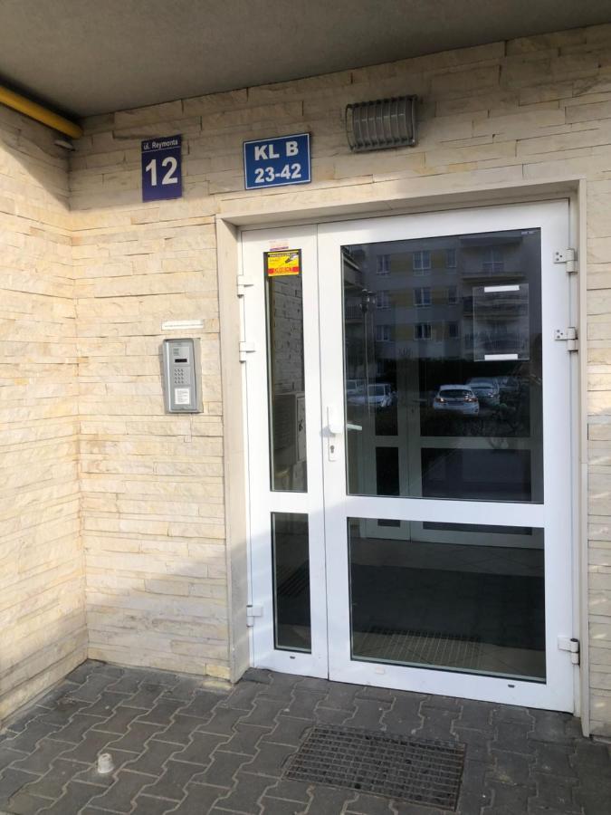 Sdh 2 Radzymin Comfortable Apartment Near Warsaw エクステリア 写真